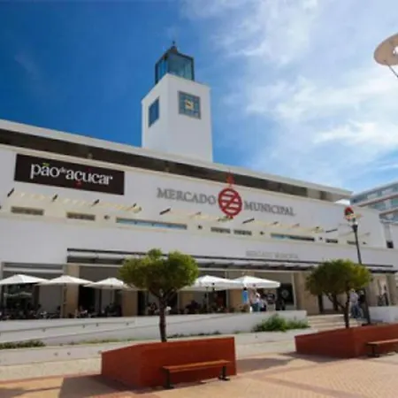 Remodeled In The Center. Appartamento Distretto di Faro