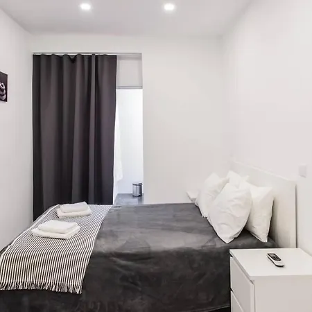 Remodeled In The Center. District de Faro